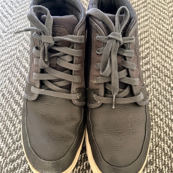 Men's UGG Casual Mid-Top Sneakers in Navy - Picture 2 of 3